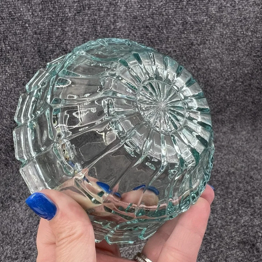 Vintage Tiara Fostoria Lead Crystal Teal Green - Blue Glass Candy Dish W/Lid 5